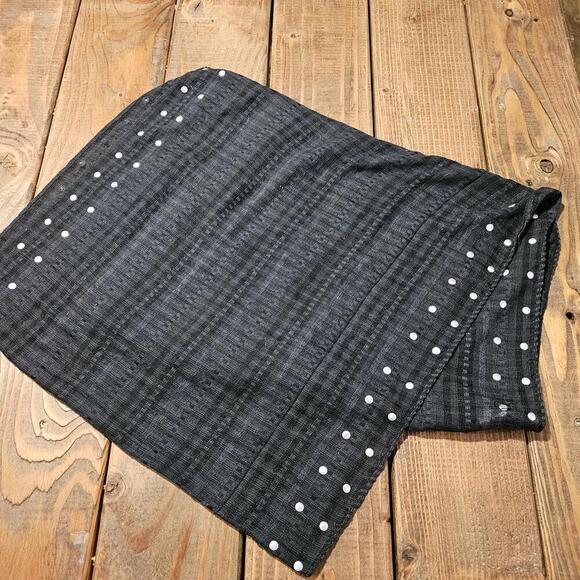 Chic Black Textured Infinity Scarf with Studded Details - Picture 1 of 3